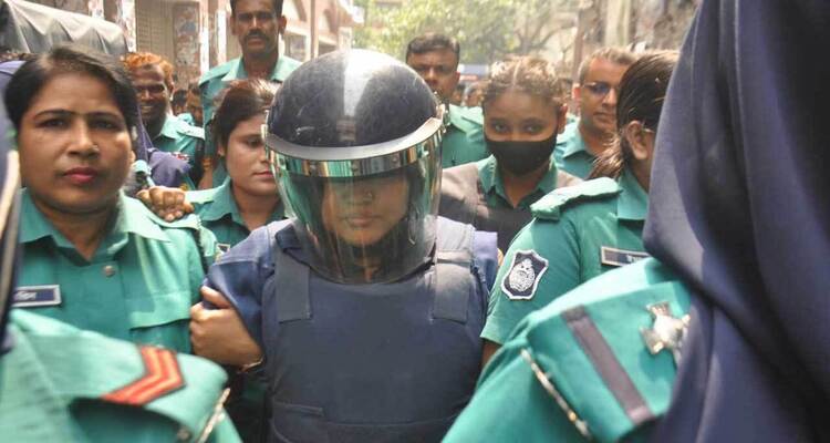 রিমান্ড শেষে কারাগারে মমতাজ