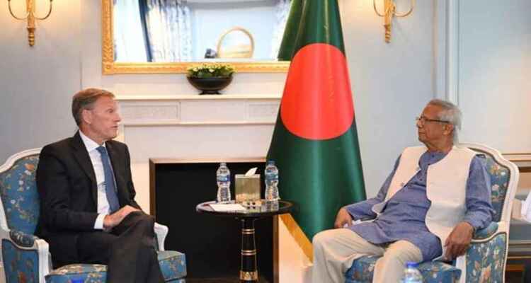 ড. ইউনূসের সঙ্গে এয়ারবাসের এক্সিকিউটিভ ভাইস প্রেসিডেন্টের সাক্ষাৎ