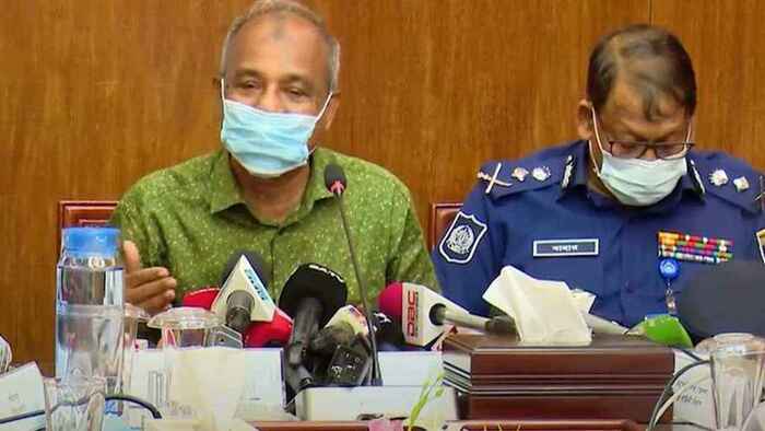 পুলিশ এখন মানবিক বলে অনেকে ভাবে নিষ্ক্রিয়: স্বরাষ্ট্র উপদেষ্টা