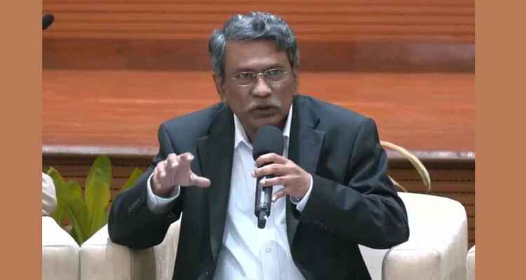 রাজনৈতিক দলগুলোর মতামতের আলোকে জুলাই সনদ হবে: আলী রীয়াজ