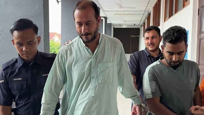 মালয়েশিয়ায় বাংলাদেশি-পাকিস্তানি মারামারি, অতঃপর…