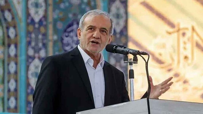 জাতির উদ্দেশে দেওয়া ভাষণে যে বার্তা দিলেন ইরানের প্রেসিডেন্ট