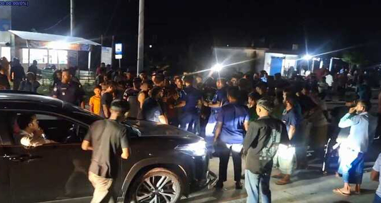 গাইবান্ধায় ট্রাকচাপায় স্বামী-স্ত্রী নিহত