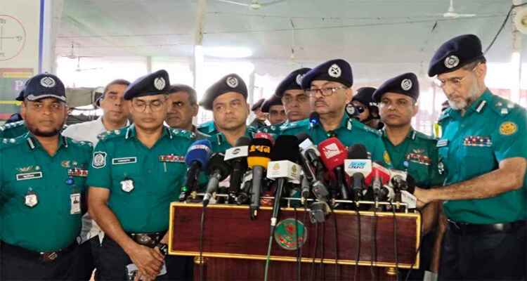 ঢাকার প্রতিটি ঈদ জামাত থাকবে নিরাপত্তার আওতায়: ডিএমপি কমিশনার