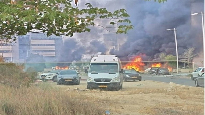 ইরানের ক্ষেপণাস্ত্র হামলায় ইসরায়েলে ব্যাপক বিদ্যুৎ বিভ্রাট