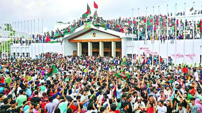 ৫ আগস্ট সাধারণ ছুটি ঘোষণা