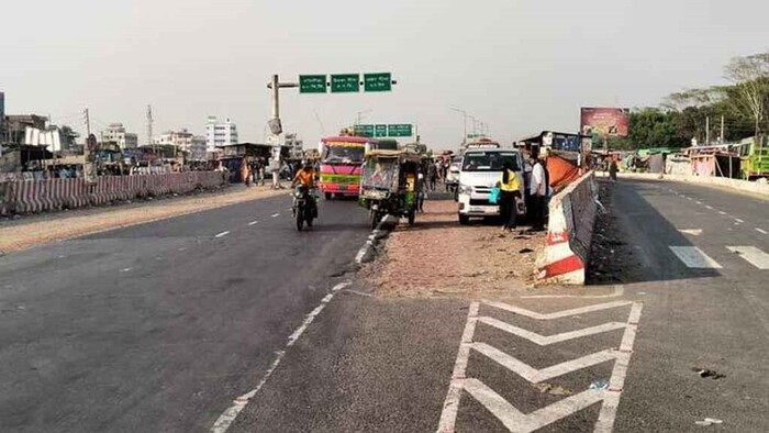 ঢাকা-ভাঙ্গা এক্সপ্রেসওয়েতে বাসচাপায় নারীর মৃত্যু