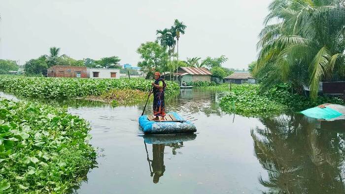 টানা বৃষ্টিতে তলিয়ে গেছে সাতক্ষীরার নিম্নাঞ্চল