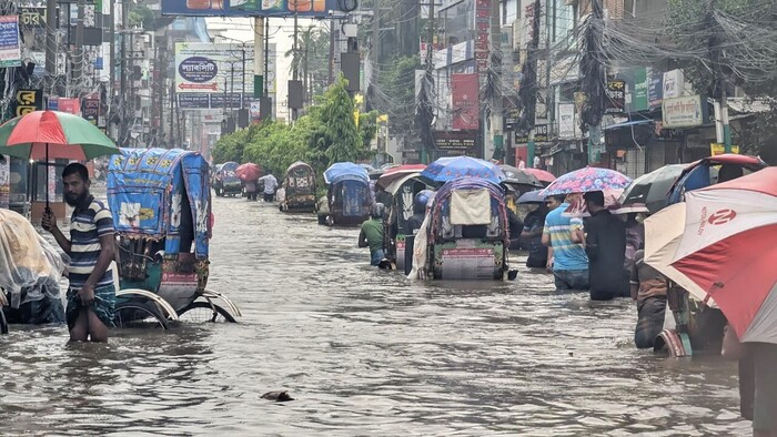 ফেনীর দুই উপজেলায় প্রস্তুত ১৩১ আশ্রয়কেন্দ্র, খোলা হয়েছে কন্ট্রোল রুম
