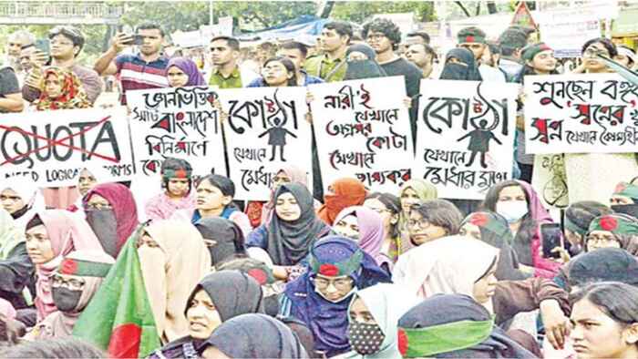 ফিরে দেখা ১০ জুলাই: সারাদেশে সকাল-সন্ধ্যা ‘বাংলা ব্লকেড’ কর্মসূচি পালন