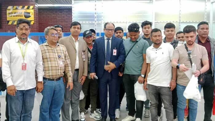 ইরান থেকে দেশে ফিরলেন আরও ৩২ জন