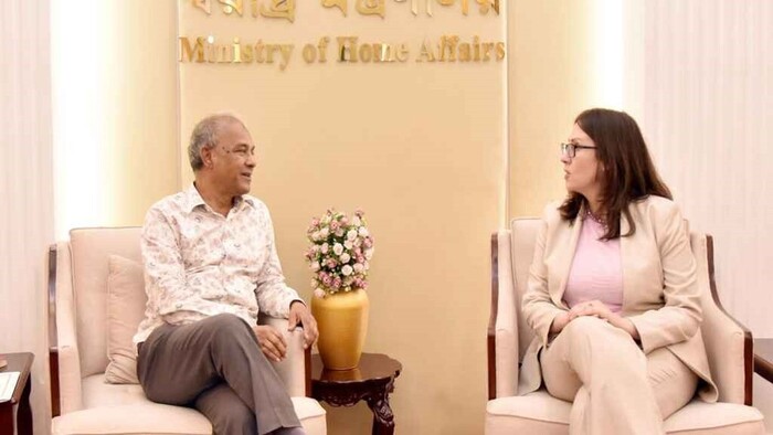 নিরাপত্তা খাতে যুক্তরাষ্ট্রকে আরও সহযোগিতার আহ্বান স্বরাষ্ট্র উপদেষ্টার