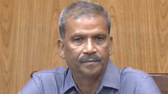 আহতদের প্রয়োজনে বিদেশে চিকিৎসা: আইন উপদেষ্টা