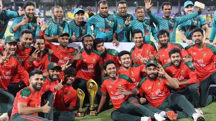 ঐতিহাসিক সিরিজ জয় জুলাই শহীদদের উৎসর্গ করলেন ক্রিকেটাররা