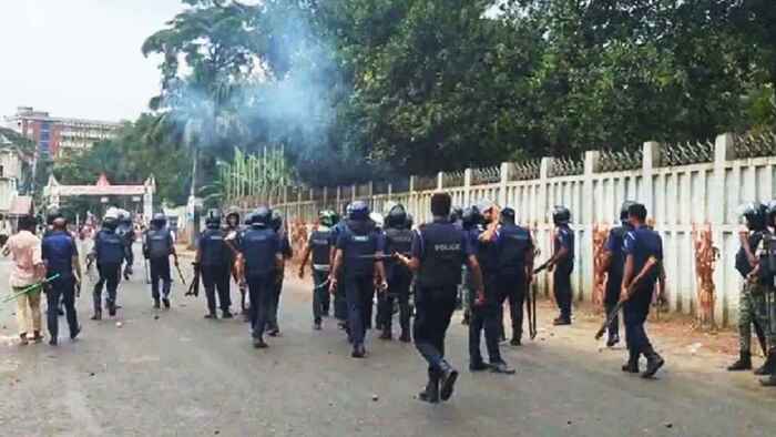 গোপালগঞ্জে চলছে কারফিউ, থমথমে সকাল