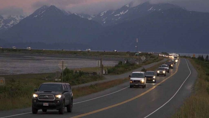 শক্তিশালী ভূমিকম্পে কেঁপে উঠল যুক্তরাষ্ট্রের আলাস্কা, সুনামির আশঙ্কা