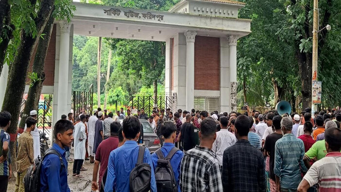 ফরিদপুরে পৌঁছেছেন এনসিপির কেন্দ্রীয় নেতারা