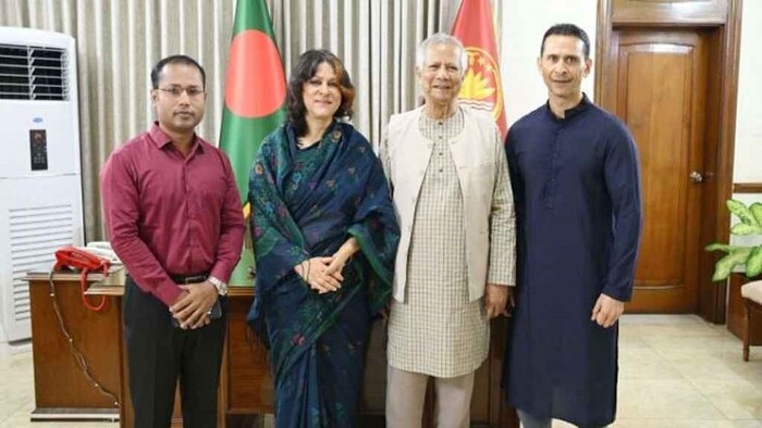 প্রধান উপদেষ্টার সঙ্গে তাজউদ্দীন পরিবারের সৌজন্য সাক্ষাৎ