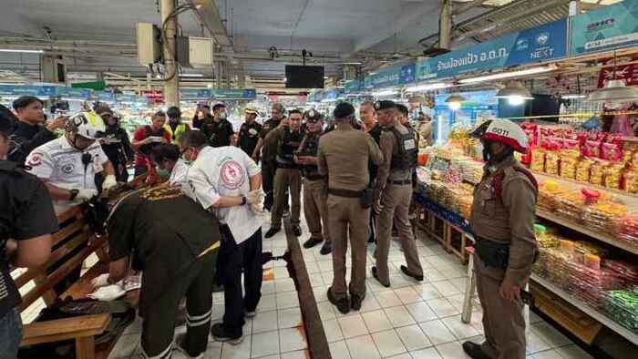 ব্যাংককে বাজারে এলোপাতাড়ি গুলিতে নিহত ৫