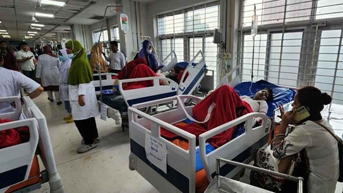 বিমান বিধ্বস্ত: ঢাকায় এসেছেন ভারতের বিশেষজ্ঞ চিকিৎসক দল