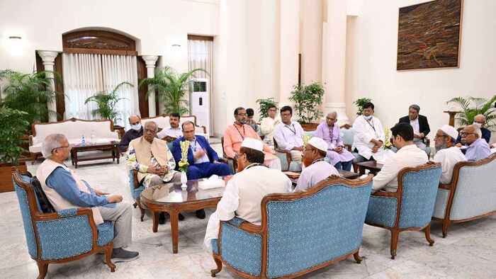 নির্বাচন ভণ্ডুলের অপচেষ্টা রুখে দিন: প্রধান উপদেষ্টা