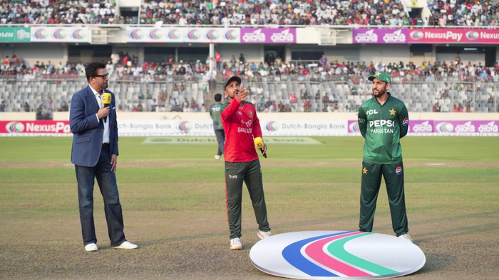 পাকিস্তানের বিপক্ষে ব্যাটিংয়ে বাংলাদেশ
