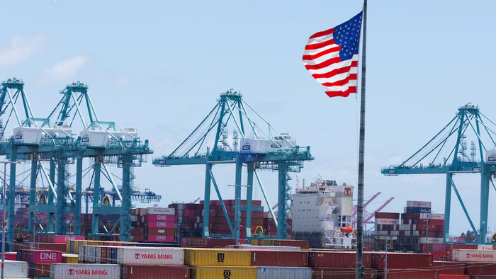 ভারতে পোশাকের অর্ডার স্থগিত করছে বড় বড় মার্কিন ব্র্যান্ড