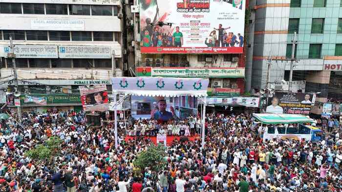 নয়াপল্টনে বিএনপির র‍্যালিতে নেতাকর্মীদের ঢল