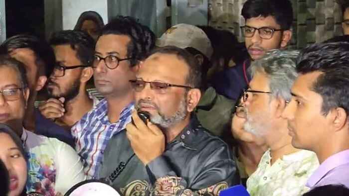 ঢাবির হলে ছাত্ররাজনীতি নিষিদ্ধ থাকবে: উপাচার্য