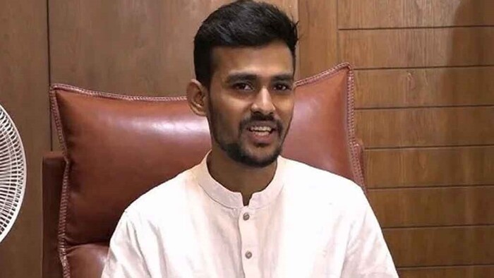 পাঠ্যবইয়ে গণহত্যাকারী হিসেবে অন্তর্ভুক্ত হচ্ছে শেখ হাসিনার নাম: আসিফ মাহমুদ