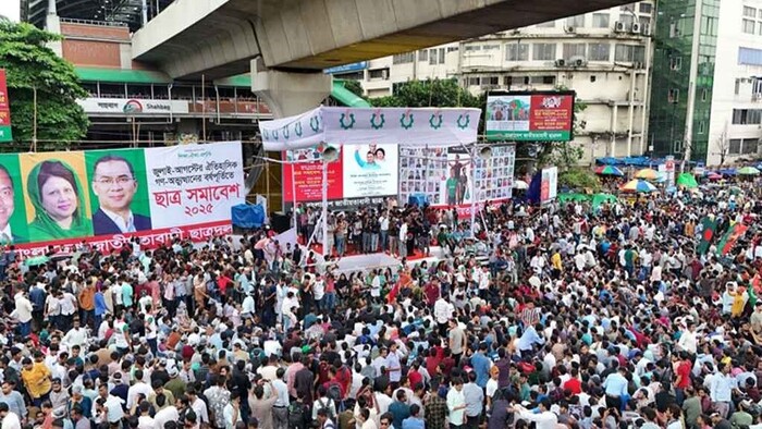 বৃষ্টি উপেক্ষা করে শাহবাগে জনস্রোত, ছাত্রদলের সমাবেশ শুরু 