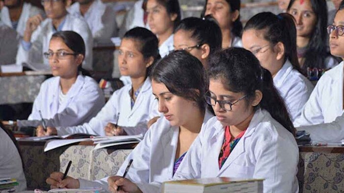 ‘নেপালের প্রতিটি হাসপাতালে বাংলাদেশের গ্রাজুয়েট রয়েছেন’