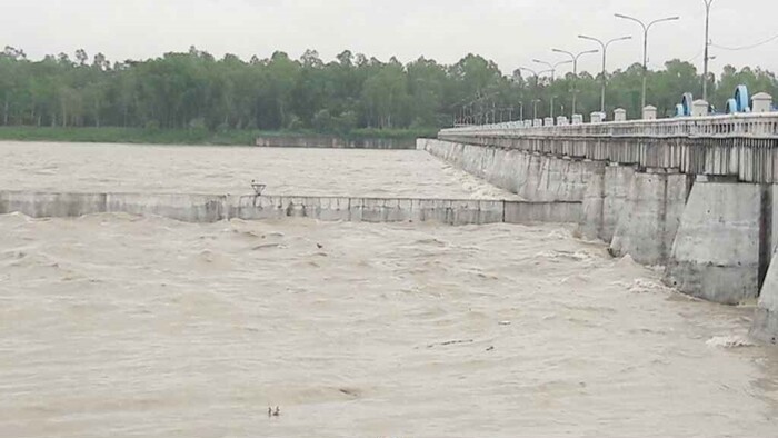 তিস্তার পানি বিপৎসীমার ওপরে, নদীপাড়ে আতঙ্ক