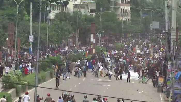 ব্যাপক সংঘর্ষে দেশ অগ্নিগর্ভ হয়ে উঠেছিল সেদিন