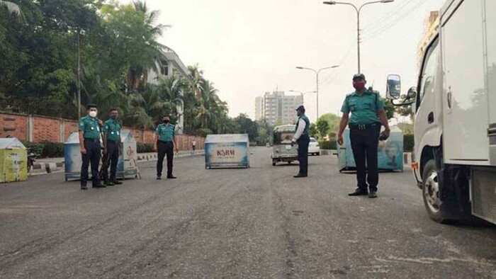 বেড়েছে গোয়েন্দা নজরদারি, চলছে চিরুনি অভিযান