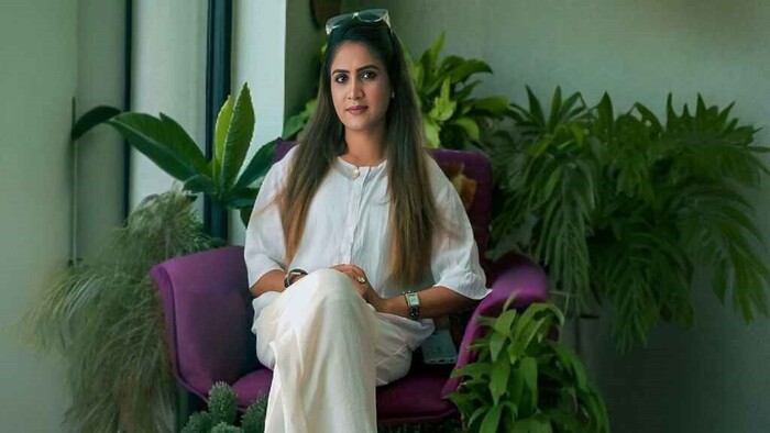 জুলাই আন্দোলন: পালিয়ে থাকতে হয়েছিল ‘দেশটা তোমার বাপের নাকি’ গায়িকাকে