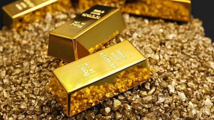 সব রেকর্ড ভেঙে নতুন উচ্চতায় সোনার দাম