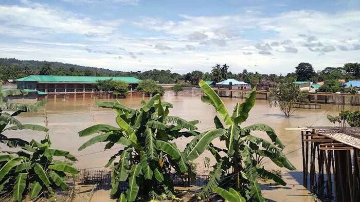 হঠাৎ উজানের ঢলে ডুবে গেছে খাগড়াছড়ি, পানিবন্দি হাজারো মানুষ 