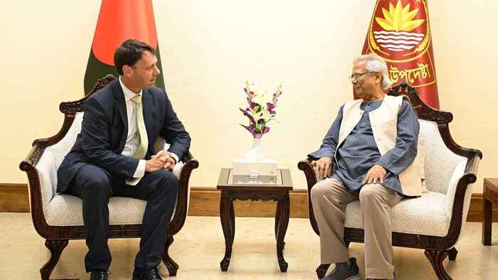 যুক্তরাষ্ট্রের সঙ্গে আমরা গভীর বাণিজ্য সম্পর্ক চাই: প্রধান উপদেষ্টা