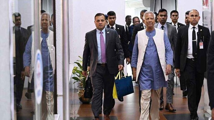 প্রধান উপদেষ্টার সফরসঙ্গী হচ্ছেন শীর্ষ ৪ রাজনীতিবিদ