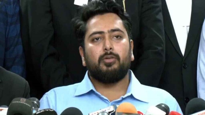 রাজাকারের নাতিপুতি ট্যাগ দেওয়া শিক্ষার্থীদের জন্য ছিল অমর্যাদাকর: নাহিদ ইসলাম