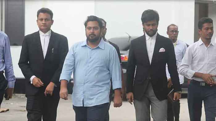 জুলাই হত্যাযজ্ঞ: শেখ হাসিনাসহ দায়ীদের কঠোর শাস্তি দাবি নাহিদের