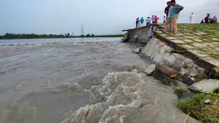 ২ দফতরের রশি টানাটানি, হুমকিতে তিস্তা সেতু সংযোগ সড়কসহ কয়েকটি গ্রাম