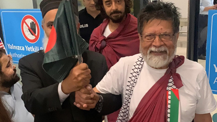 আজই দেশের উদ্দেশে যাত্রা করবেন শহিদুল আলম