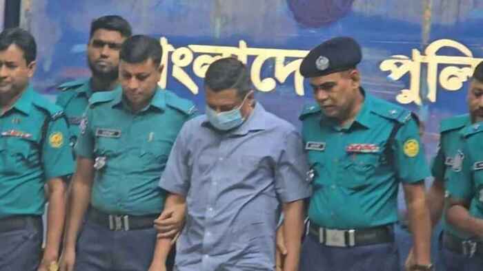 সাতসকালে ট্রাইব্যুনালে আনা হয়েছে সাবেক আইজিপি মামুনকে