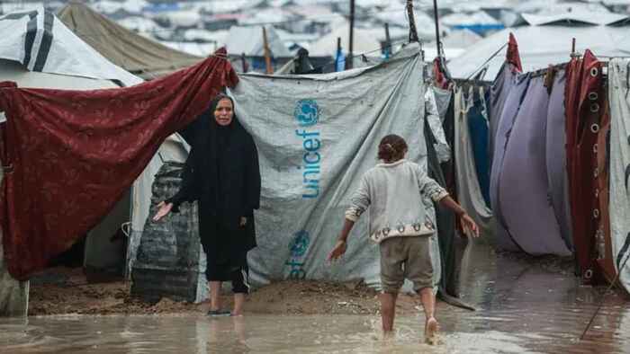 শীত-ঝড়ে বিপর্যস্ত গাজা, ত্রাণ প্রবেশে বাধা নিয়ে জাতিসংঘের উদ্বেগ