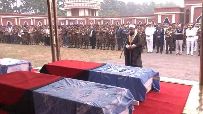 ৬ বাংলাদেশি শান্তিরক্ষীর জানাজা সম্পন্ন, দাফন করতে নেওয়া হচ্ছে গ্রামে