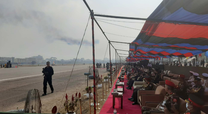 বিজয় দিবসের অনুষ্ঠানে উপস্থিত হয়েছেন প্রধান উপদেষ্টা